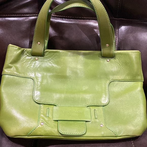 Kate spade EUC green purse with matching wallet - Picture 2 of 9